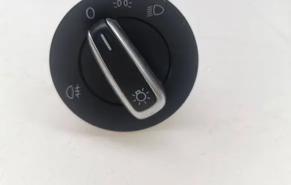 Volkswagen Tiguan Other switches/knobs/shifts 3C8941431B