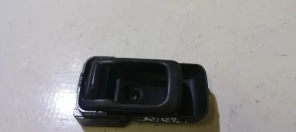 Nissan Almera Front door interior handle