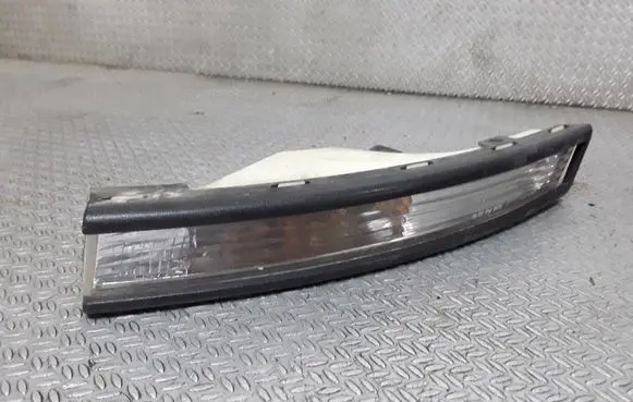 Volkswagen PASSAT B6 Front indicator light 3C0807717