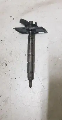 Audi A6 S6 C6 4F Fuel injector 059130277AH