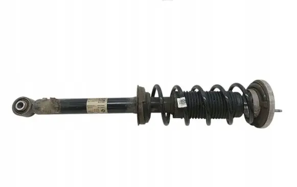 BMW 5 G30 G31 Front shock absorber/damper 6896016