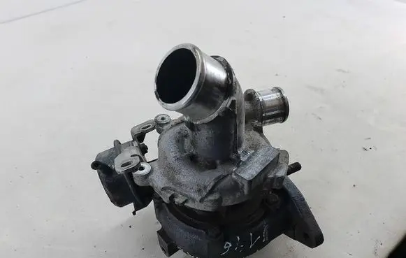 Toyota Yaris Turbo 17201-0N030