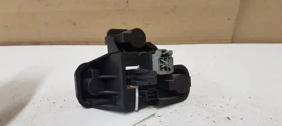 Volvo V40 Tail light bulb cover holder 31290851