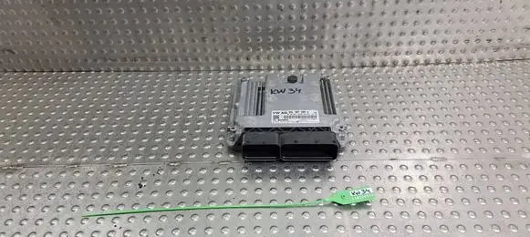 Audi A3 S3 8V Engine control unit/module ECU 04L907309A