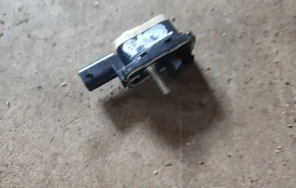 Porsche Cayenne (92A) Airbag deployment crash/impact sensor 7P0959354