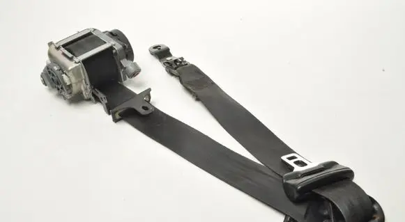 Volvo S60 Front seatbelt 39818843