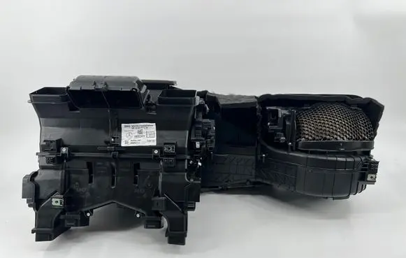 Mercedes-Benz C W205 Interior heater climate box assembly A2058308605 000483 T33432C