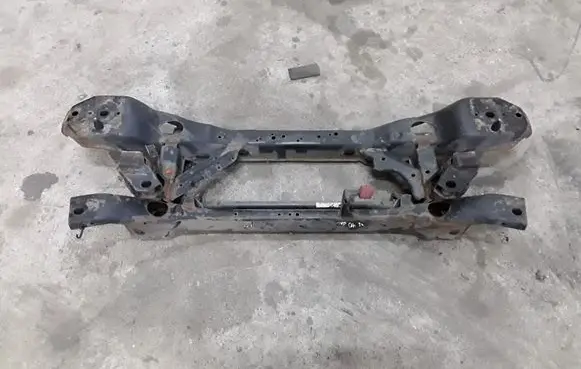 Volvo V40 Rear subframe 
