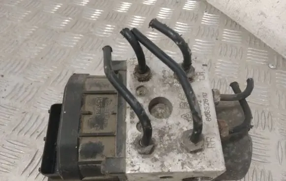 Alfa Romeo 166 ABS Pump 0265216620 60652610 0273004384