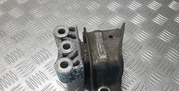 Peugeot Boxer Engine mount bracket 01393895080