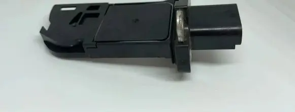 Land Rover Evoque I Mass air flow meter 8V2112B579AA