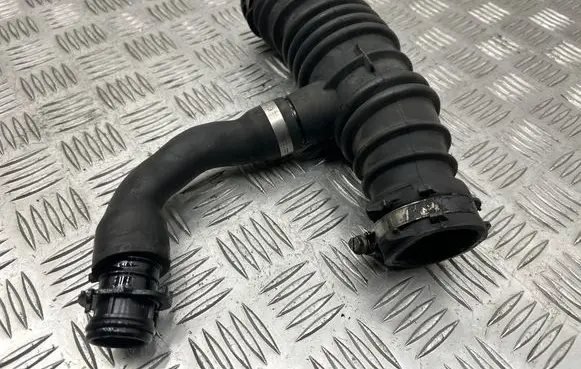 Volvo S40 Air intake hose/pipe 3M519A673M