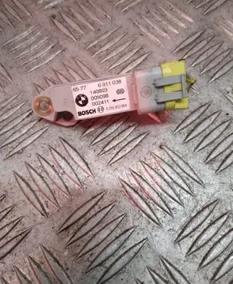 BMW 3 E46 Airbag deployment crash/impact sensor 6911038