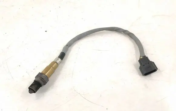 Mercedes-Benz B W246 W242 Lambda probe sensor 0105422618 226A41733R
