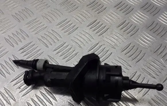 Ford C-MAX I Clutch slave cylinder 3M51-7A547