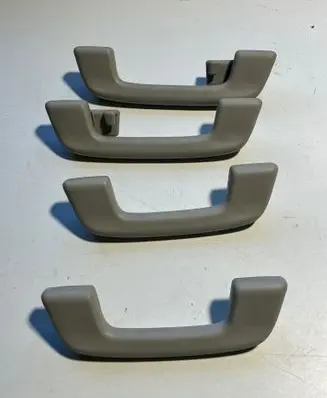 Mazda 3 A set of handles for the ceiling 
