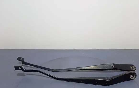 Volvo V40 Front wiper blade arm 31276059