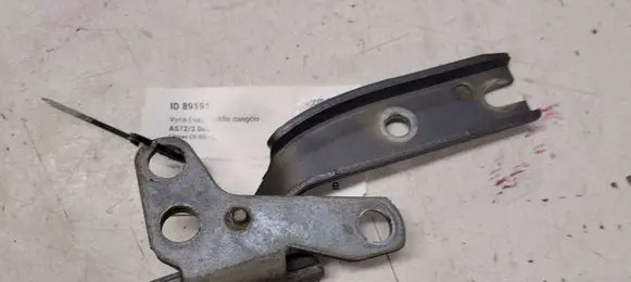 Citroen C5 Engine bonnet/hood hinges