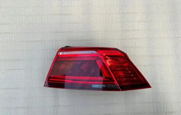 Volkswagen PASSAT B8 Rear/tail lights 3G5945208F