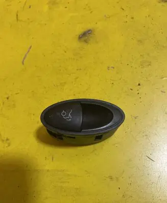 Mercedes-Benz E W211 Electric window control switch 2118205510