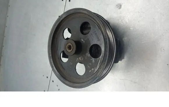 Ford Mondeo Mk III Power steering pump FORD