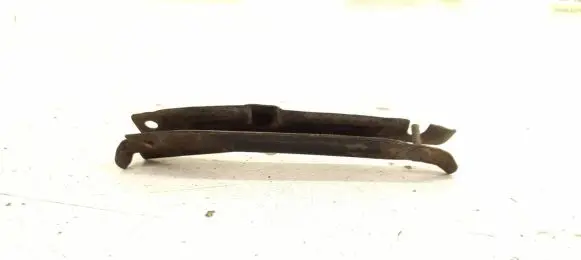 Mercedes-Benz R W251 Front bumper mounting bracket 2518801114 A2518801114