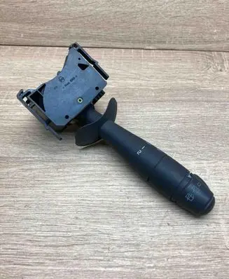 Renault Laguna II Wiper control stalk 8200012245
