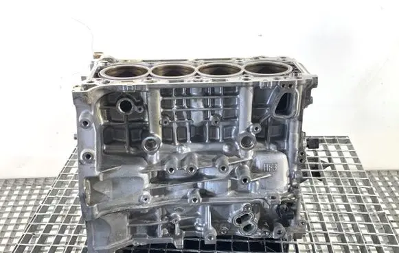Mazda 3 Engine block HF01