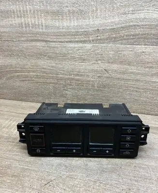 Audi A3 S3 8L Climate control unit 8L0820043D 5HB00760804