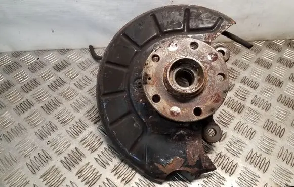 Skoda Superb B6 (3T) Front wheel hub spindle knuckle