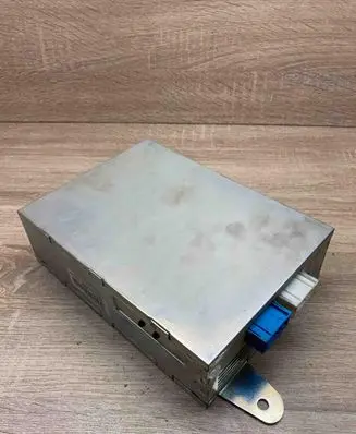 BMW 5 E39 Video control module 6911221