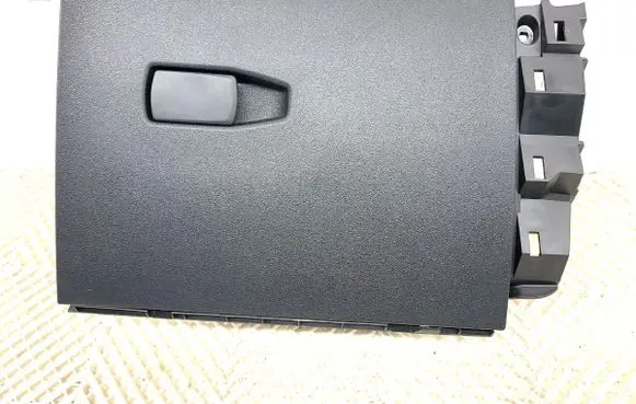 BMW 2 F44 Glove box set 7937981
