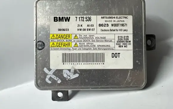 BMW 3 E90 E91 Headlight ballast module Xenon 7172536