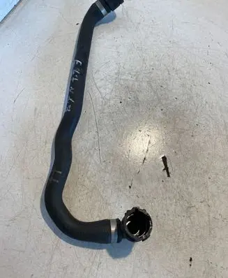 BMW 1 E81 E87 Engine coolant pipe/hose