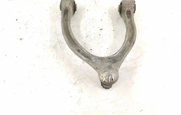 Mercedes-Benz C W205 Front control arm 2053305501 A2053305501