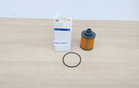 Ford Ka Oil filter mounting bracket 6731