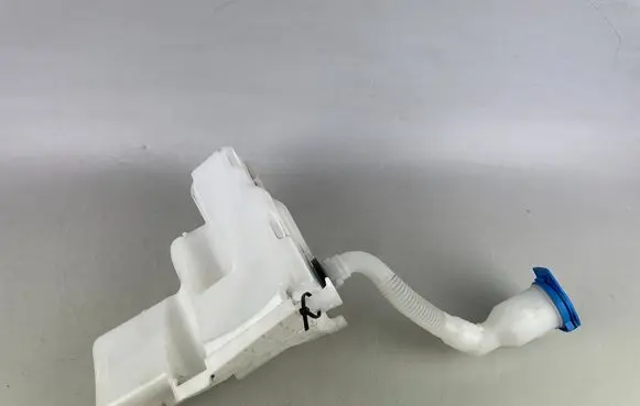 Seat Arona Windshield washer fluid reservoir/tank 6F0955463B