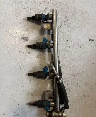 Audi A4 S4 B5 8D Fuel main line pipe 058133551A