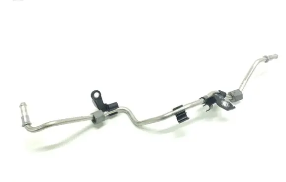 Mercedes-Benz S W222 Fuel injector supply line/pipe 