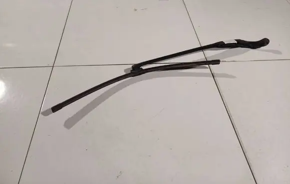 Fiat Croma Front wiper blade arm