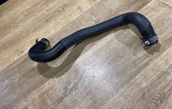 Land Rover Range Rover Sport L494 Engine coolant pipe/hose HX736N906A