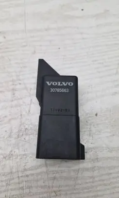 Volvo S80 Glow plug pre-heat relay 0281003047