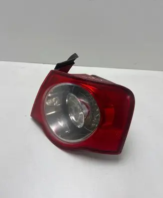 Volkswagen PASSAT B6 Rear/tail lights 275702