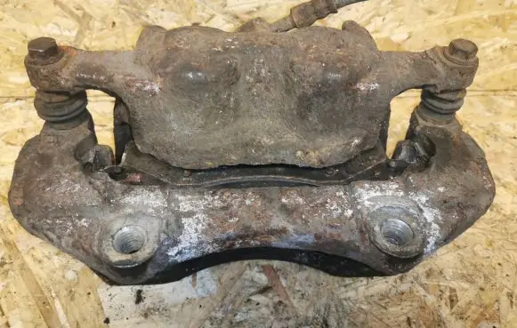 Opel Insignia A Front brake caliper 13331606 MR381606