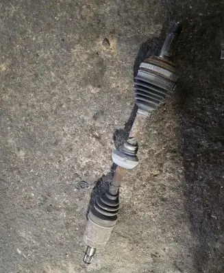 Front driveshaft
