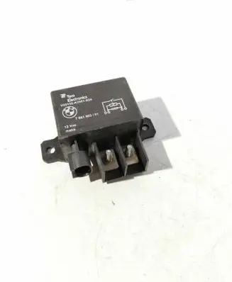 BMW 7 F01 F02 F03 F04 Coolant fan relay 7661503 231324201325