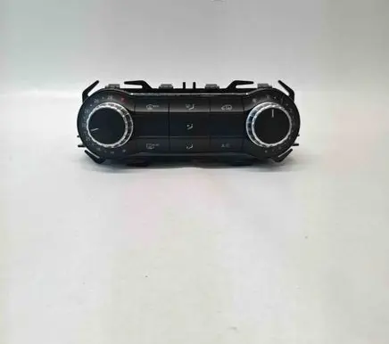 Mercedes-Benz CLA C117 X117 W117 Interior fan control switch A2469001708