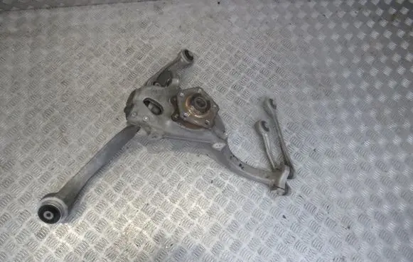 Porsche Macan (95B) Front wheel hub spindle knuckle 