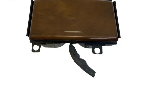 Volvo XC90 Cup holder 