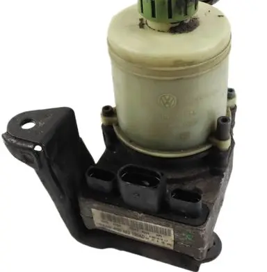 Skoda Fabia Mk1 (6Y) Power steering pump 6Q0423155AD 6Q0423371A A5093516